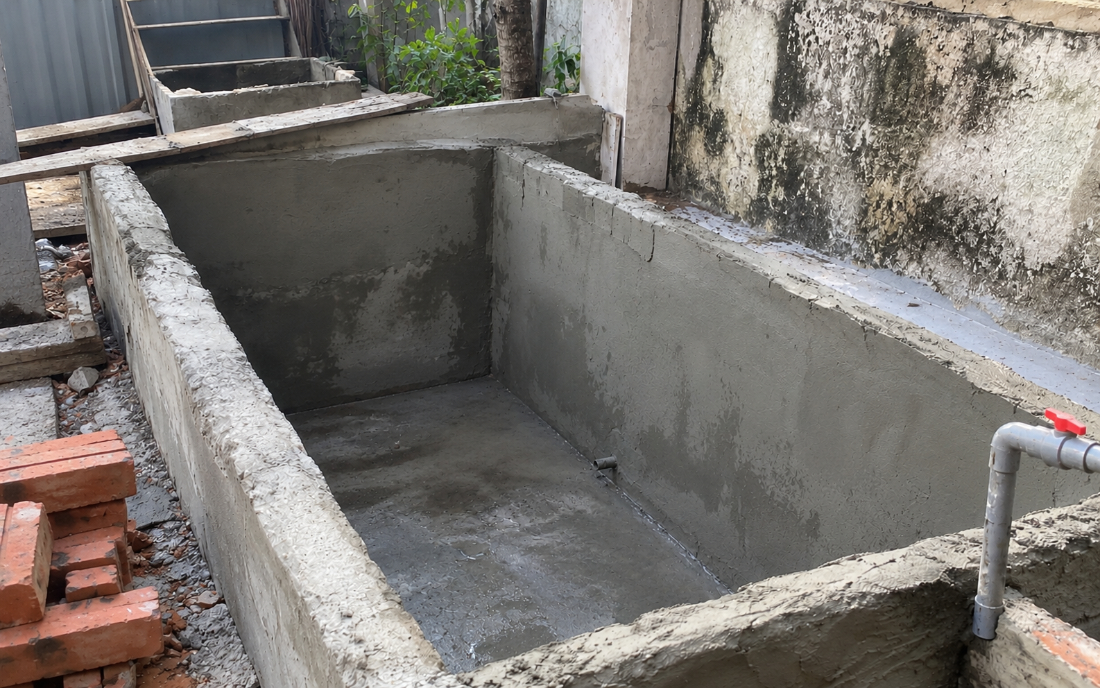 Bể nước cần xử lý chống thấm tại Quảng Ngãi